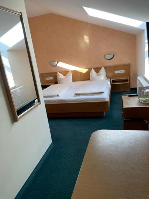 רגנסבורג Hotel Apollo Garni מראה חיצוני תמונה