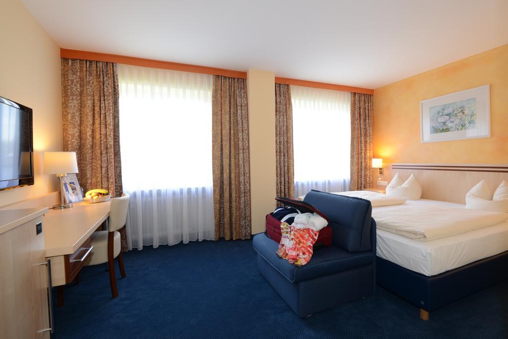 רגנסבורג Hotel Apollo Garni מראה חיצוני תמונה