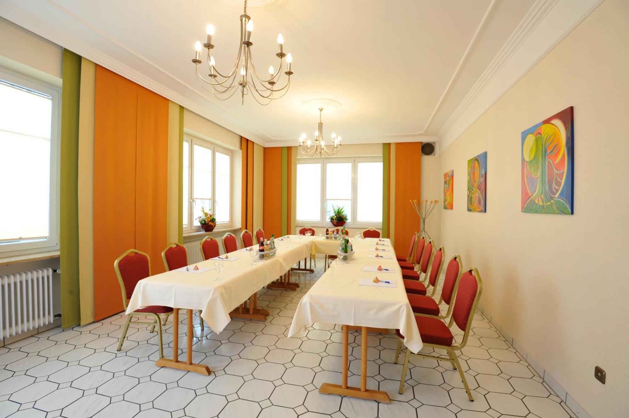 רגנסבורג Hotel Apollo Garni מראה חיצוני תמונה