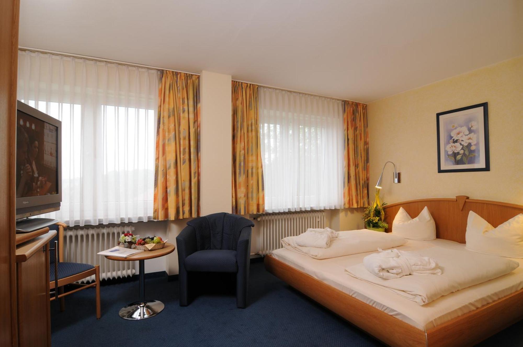 רגנסבורג Hotel Apollo Garni מראה חיצוני תמונה