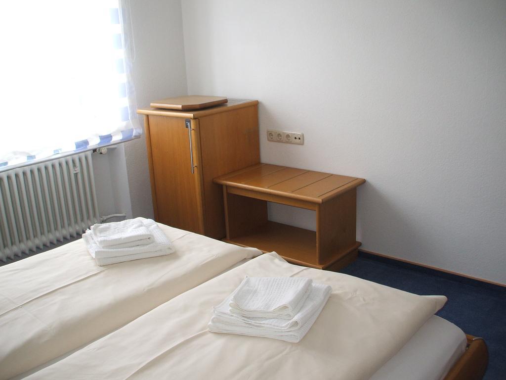 רגנסבורג Hotel Apollo Garni מראה חיצוני תמונה
