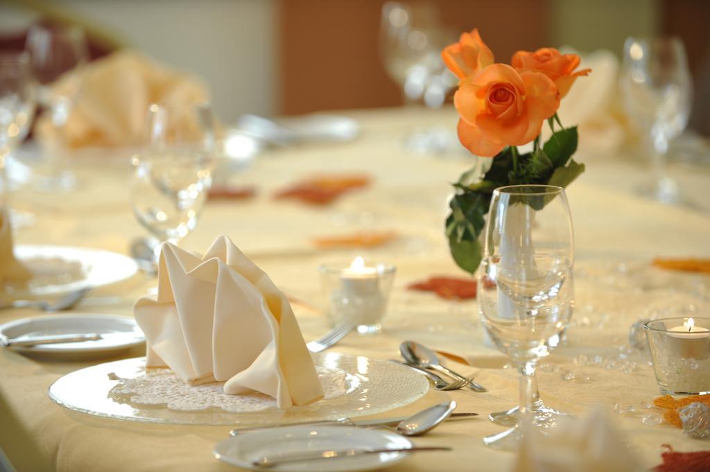 רגנסבורג Hotel Apollo Garni מראה חיצוני תמונה