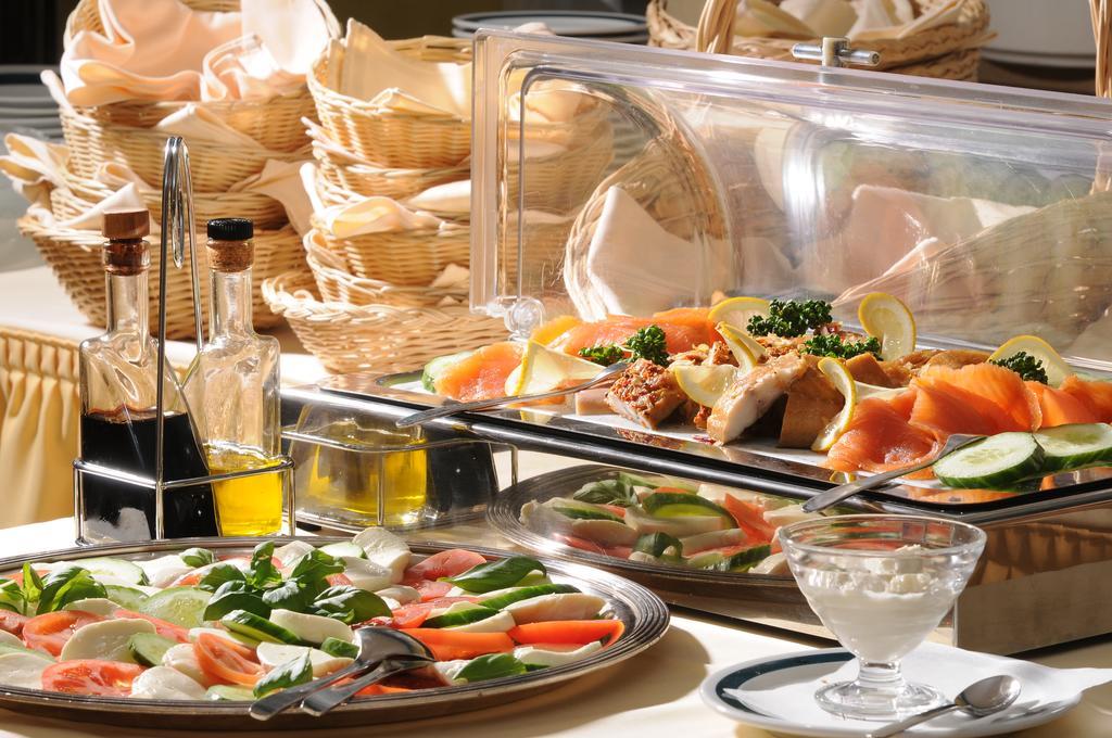 רגנסבורג Hotel Apollo Garni מראה חיצוני תמונה